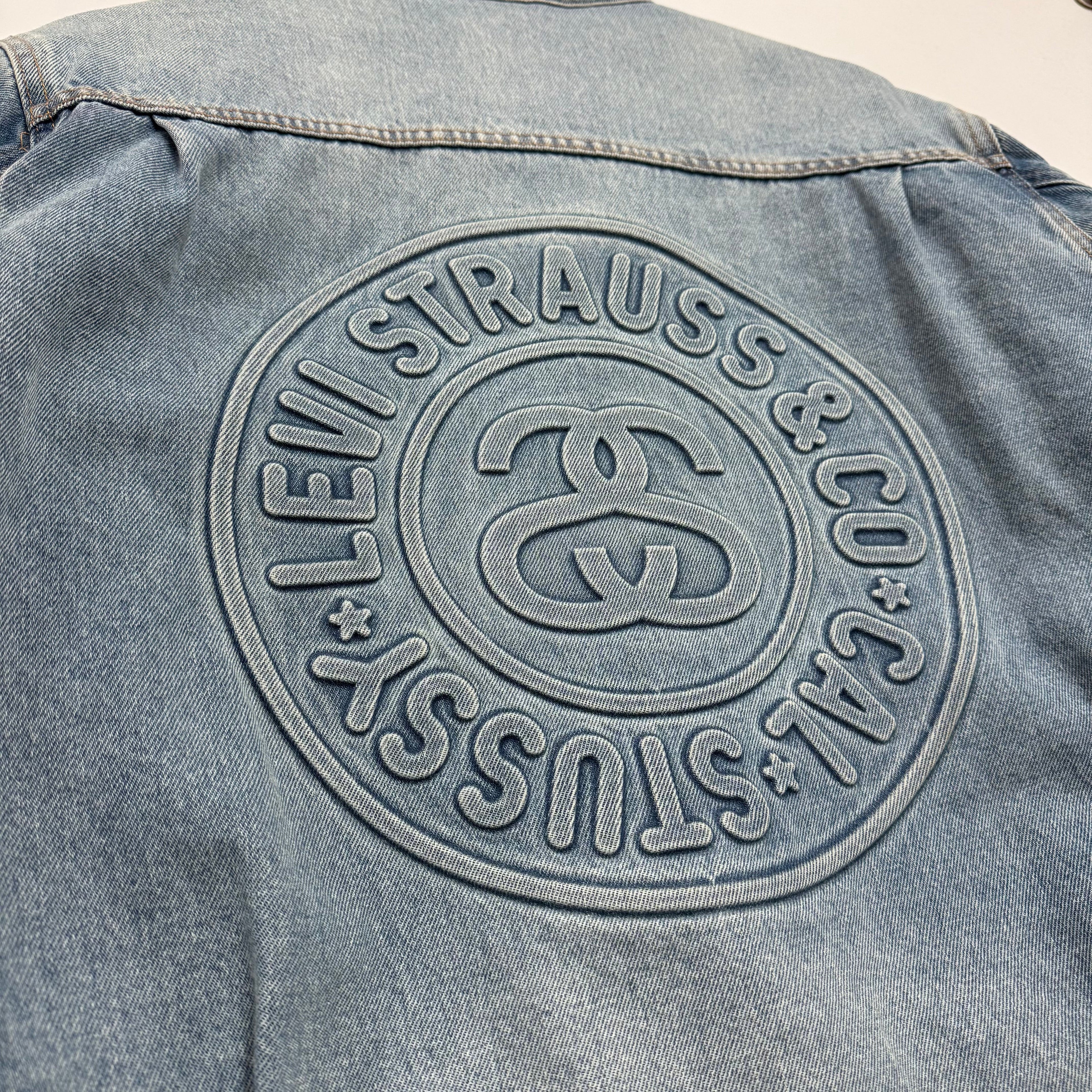 Stussy x Levi’s embossed praglad trucker jacket / Large