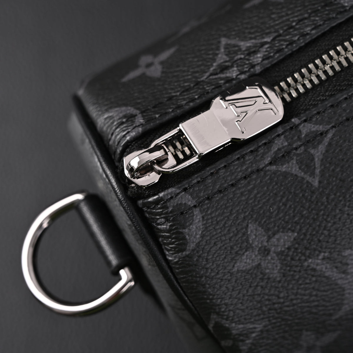 Louis Vuitton Keepall Bandoulière 50 – Monogram Eclipse Canvas
