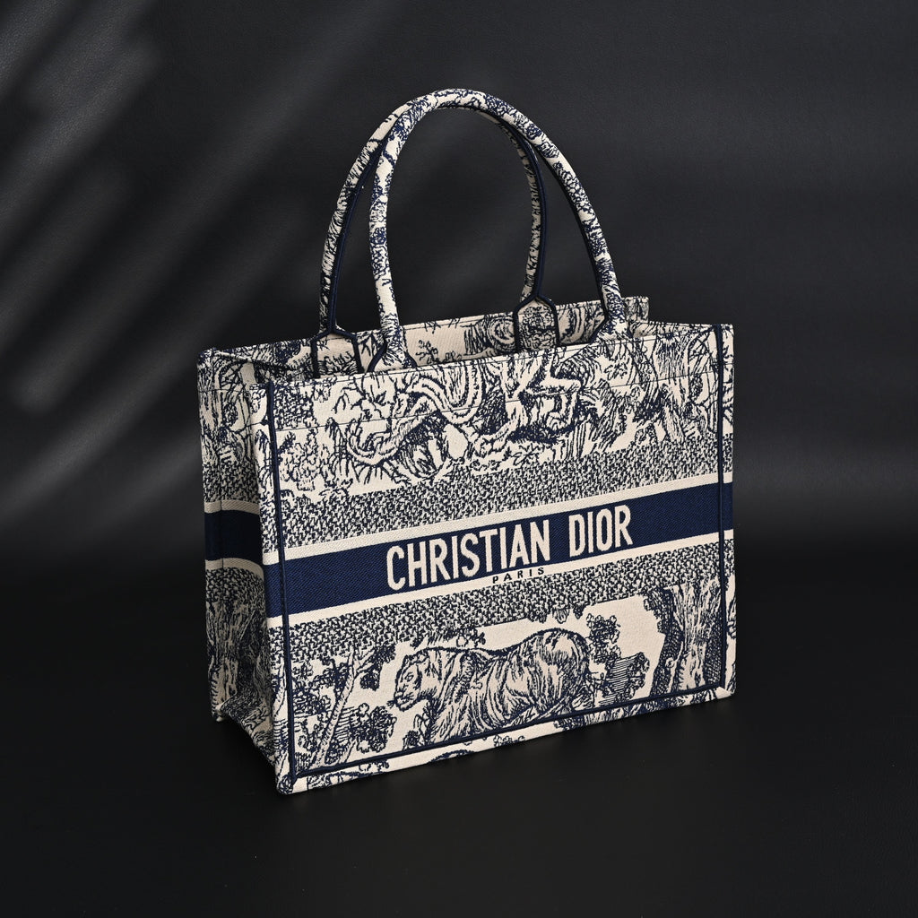 Dior Book Tote Bag – Blue Toile de Jouy Embroidery
