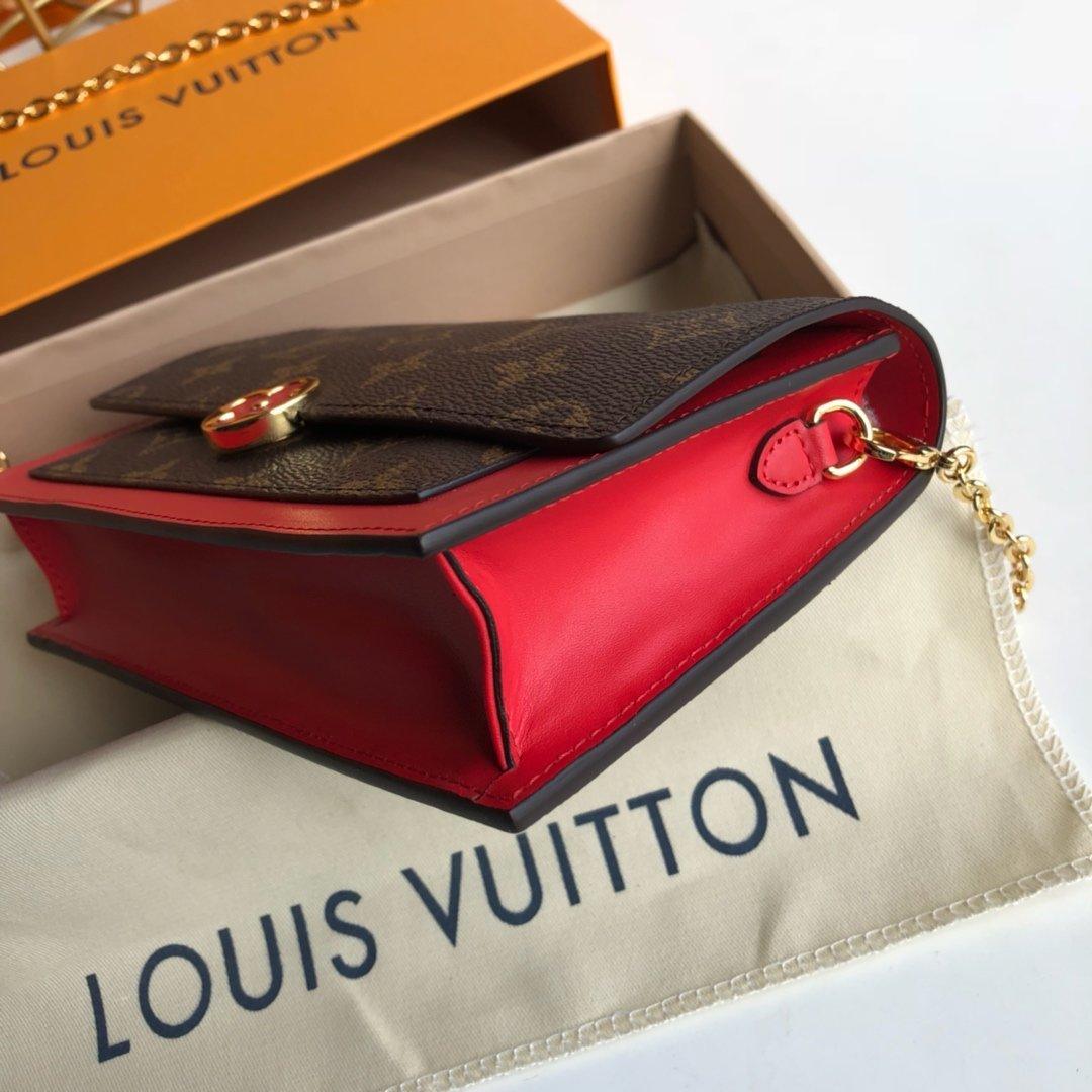 Louis Vuitton flore chain wallet